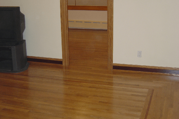 image-twotonecontracting-wood-flooring-services-b
